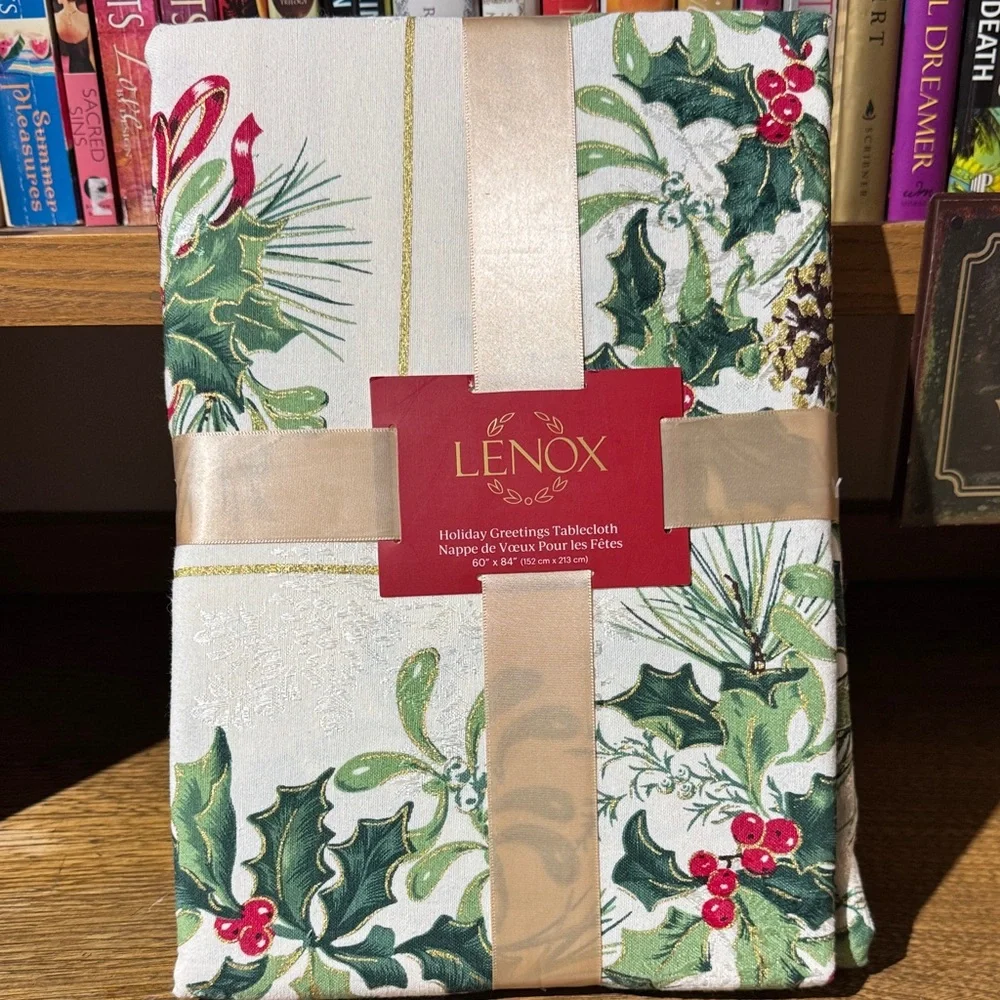 Lenox Festive Holiday greetings Tablecloth with Gold Accents